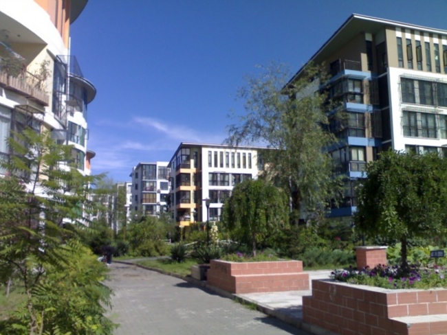 北京名佳花园三区图片