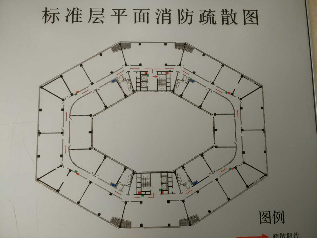 苏州街海淀新技术大厦100户型方正带办公家具2020-06-15 19:17:40