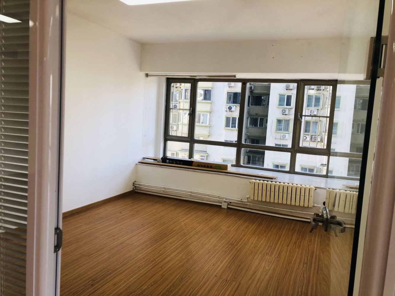 北京青云当代大厦二手房房源图片