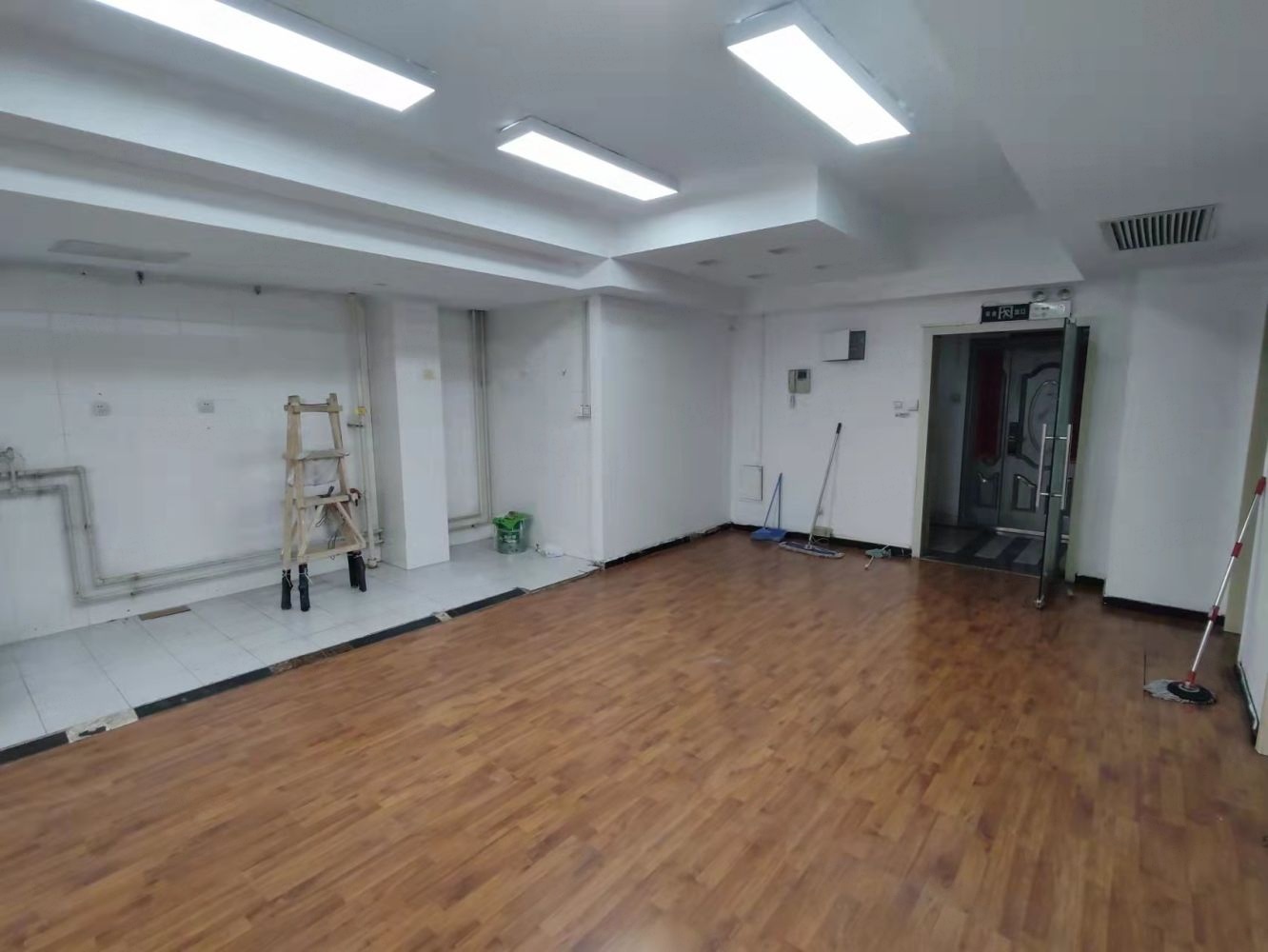 北京嘉豪国际中心二手房房源图片