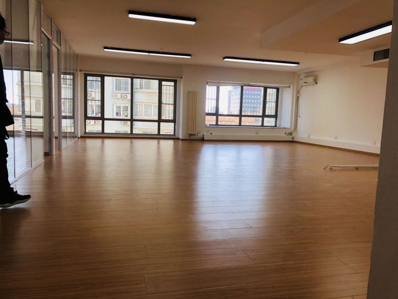 北京青云当代大厦二手房房源图片