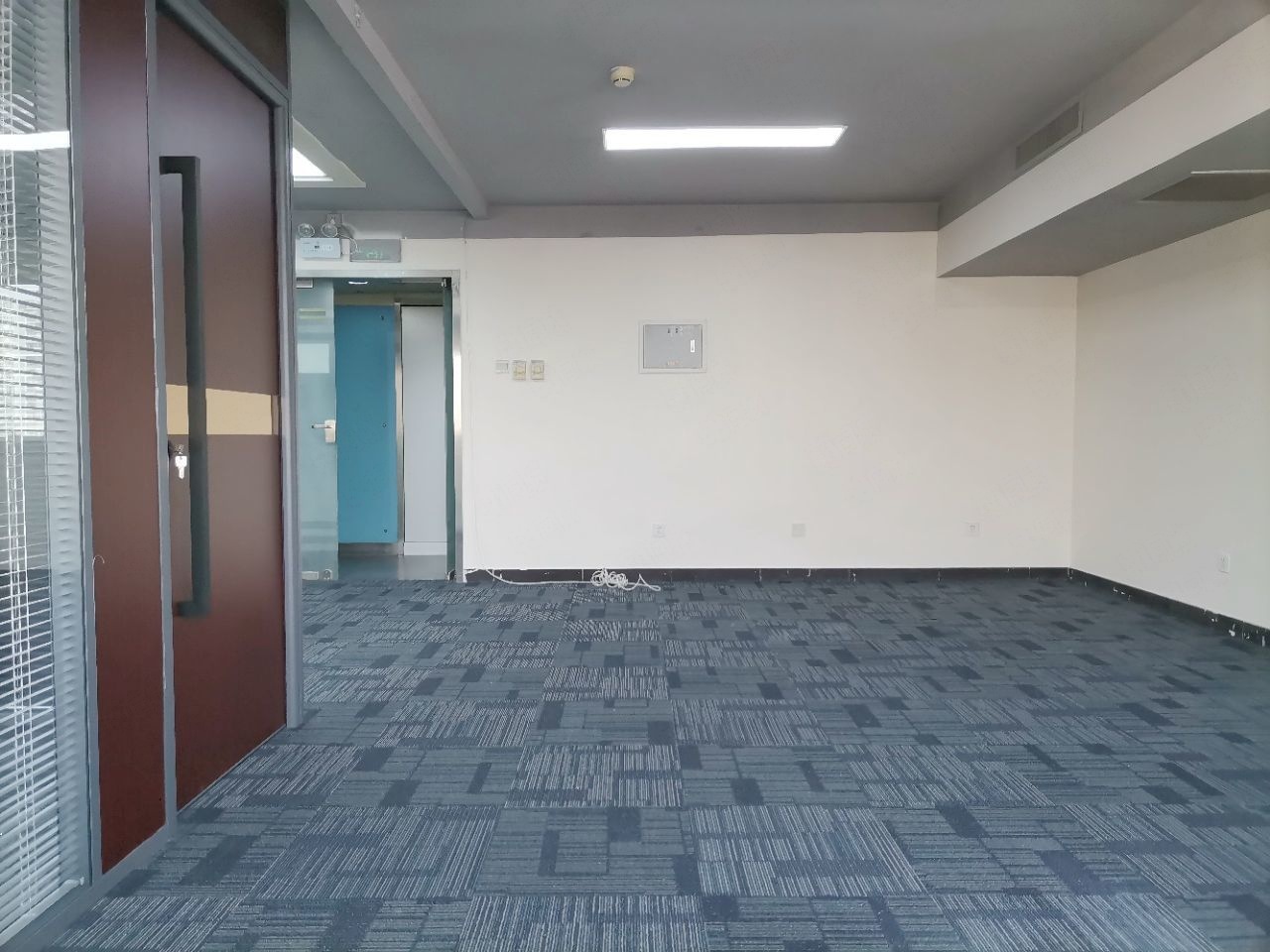 北京恒润国际大厦二手房房源图片