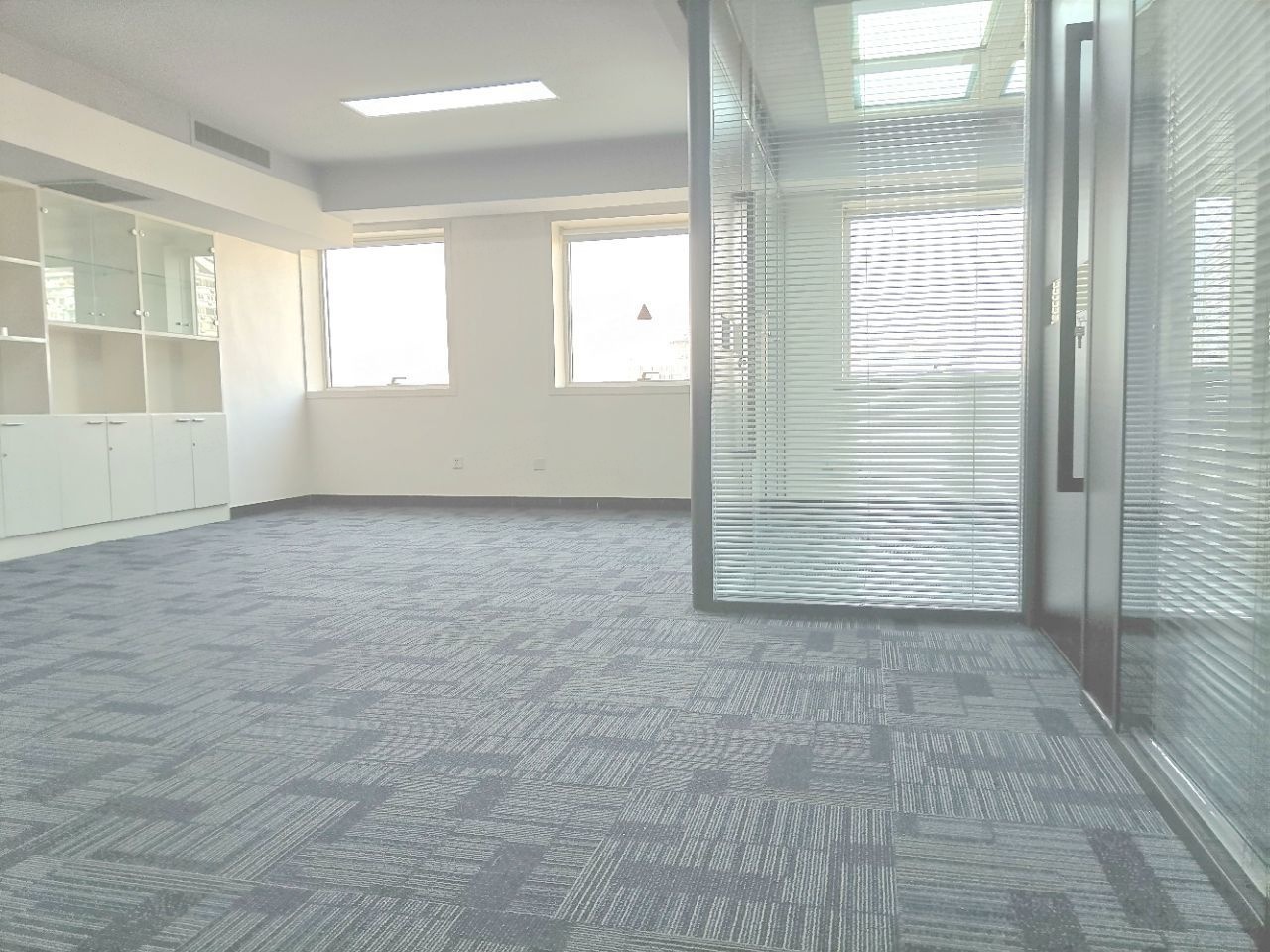 北京恒润国际大厦二手房房源图片