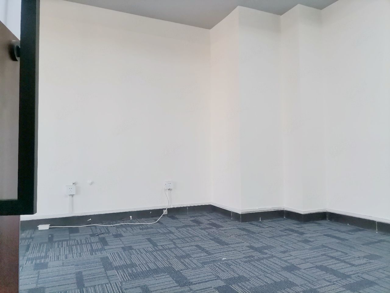 北京恒润国际大厦二手房房源图片