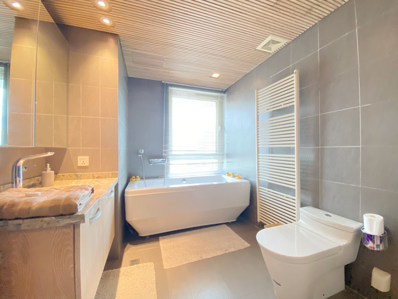 北京新城国际公寓二手房房源图片