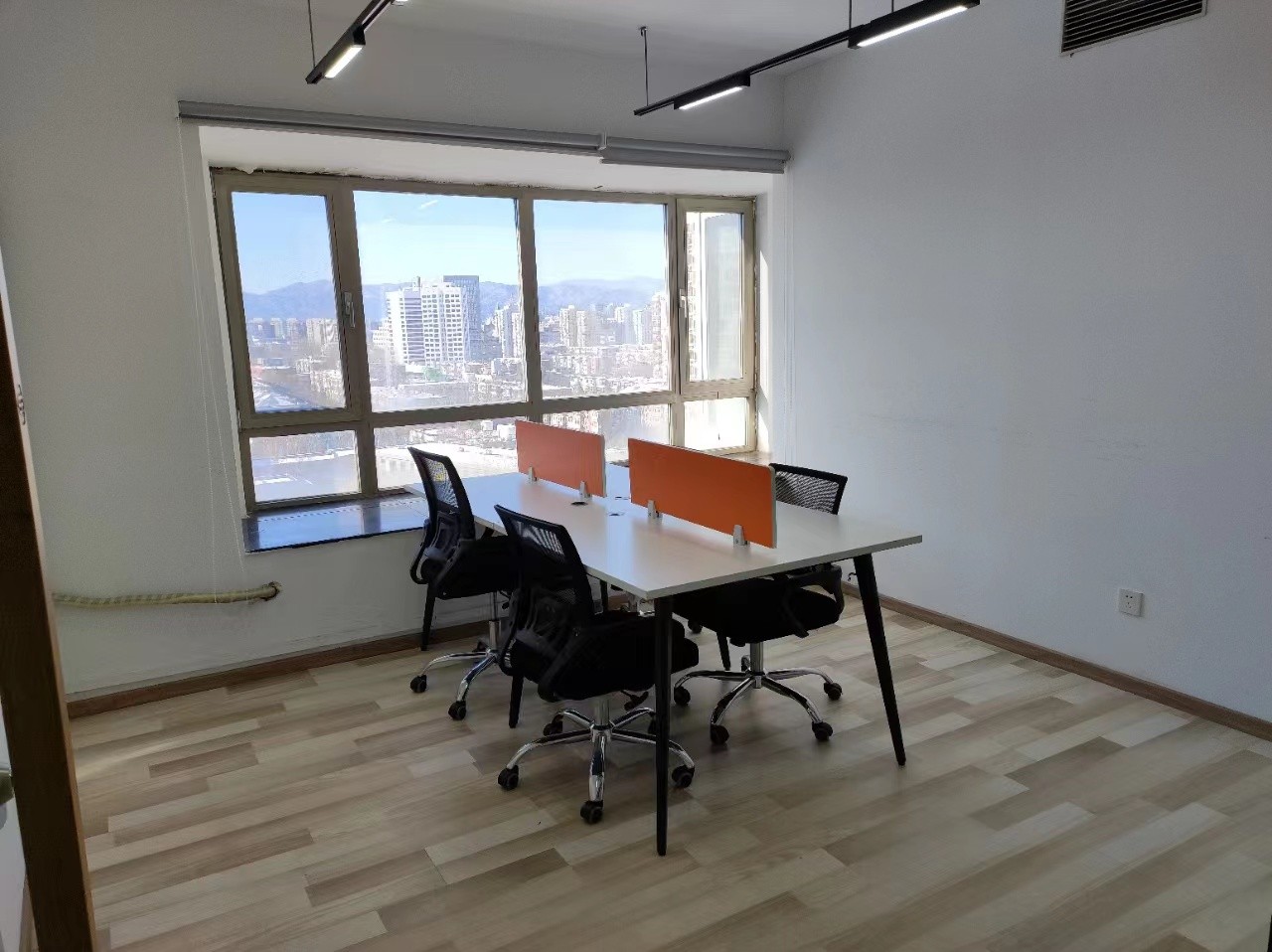 北京青云当代大厦二手房房源图片