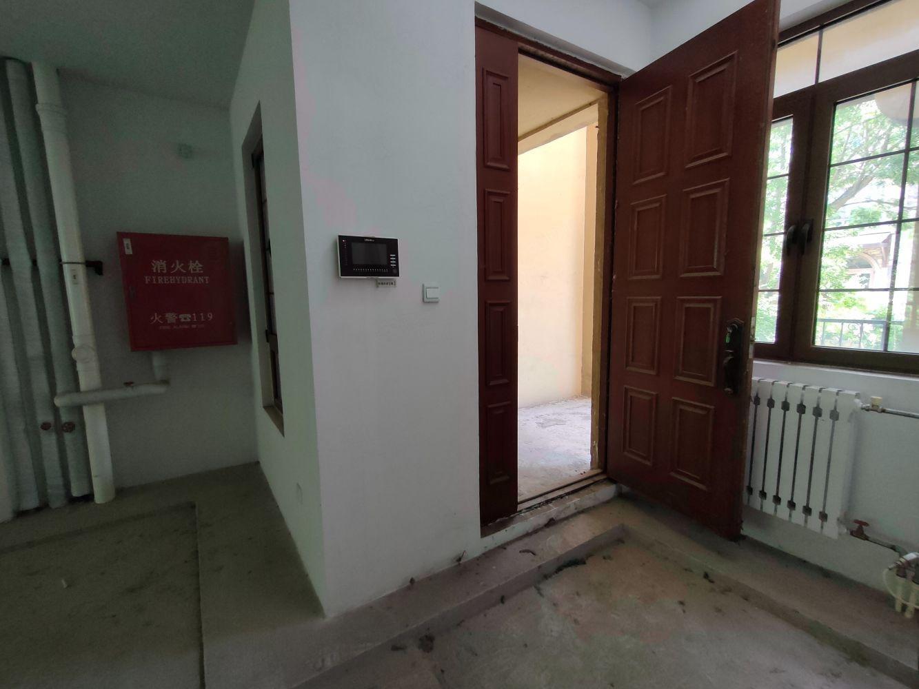 北京万通龙山逸墅二手房房源图片