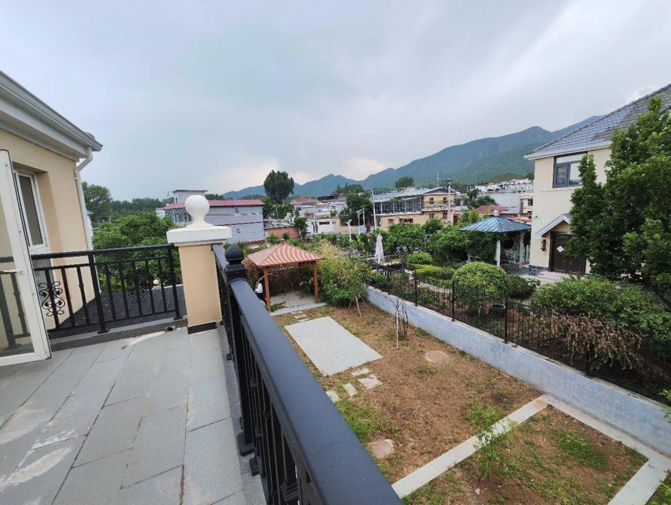 北京湖光山舍二手房房源图片