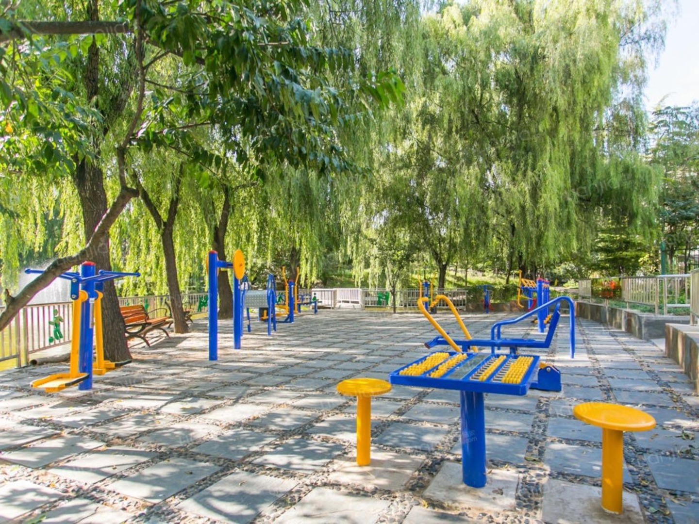 北京恋日绿岛小区二手房房源图片