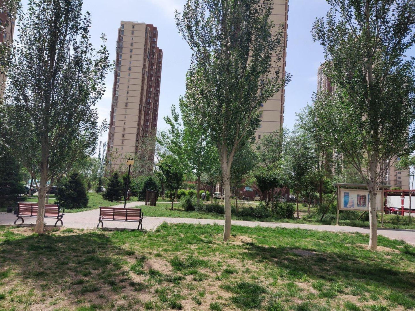 北京鸿博家园(二期F区)二手房房源图片