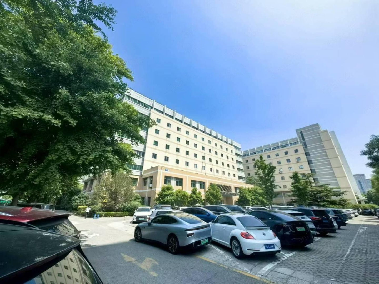 北京浪潮大厦（国际创业园C栋）二手房房源图片
