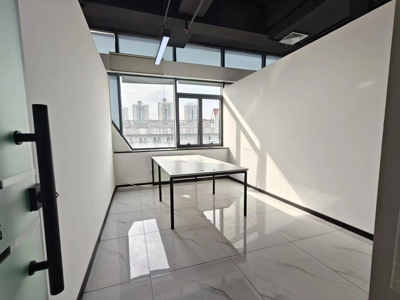 北京天通苑北交通枢纽办公楼二手房房源图片
