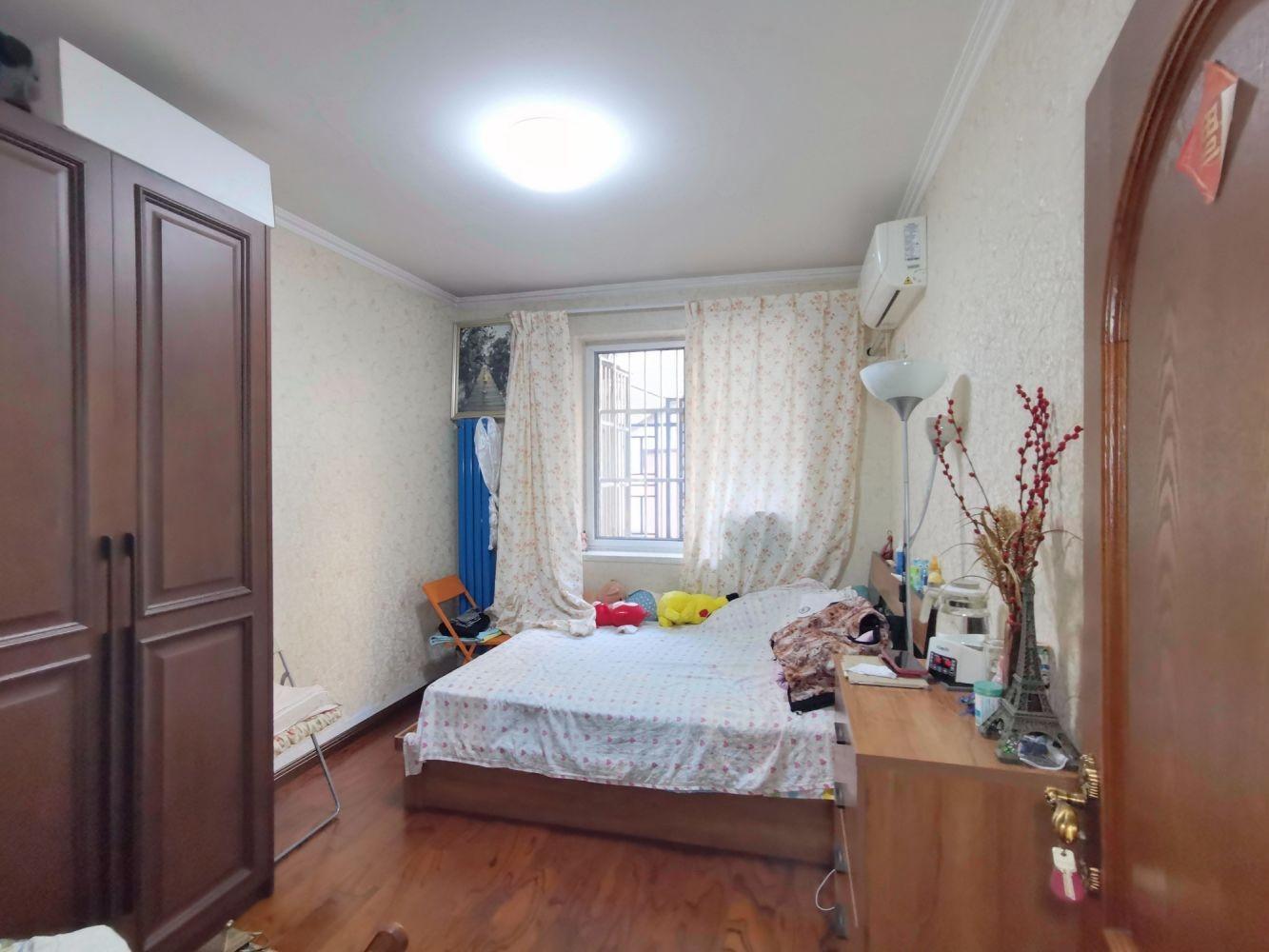 北京鸿博家园六区二手房房源图片