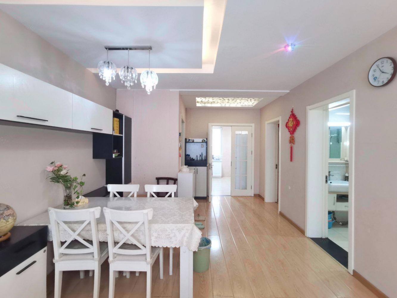 北京鸿博家园六区二手房房源图片