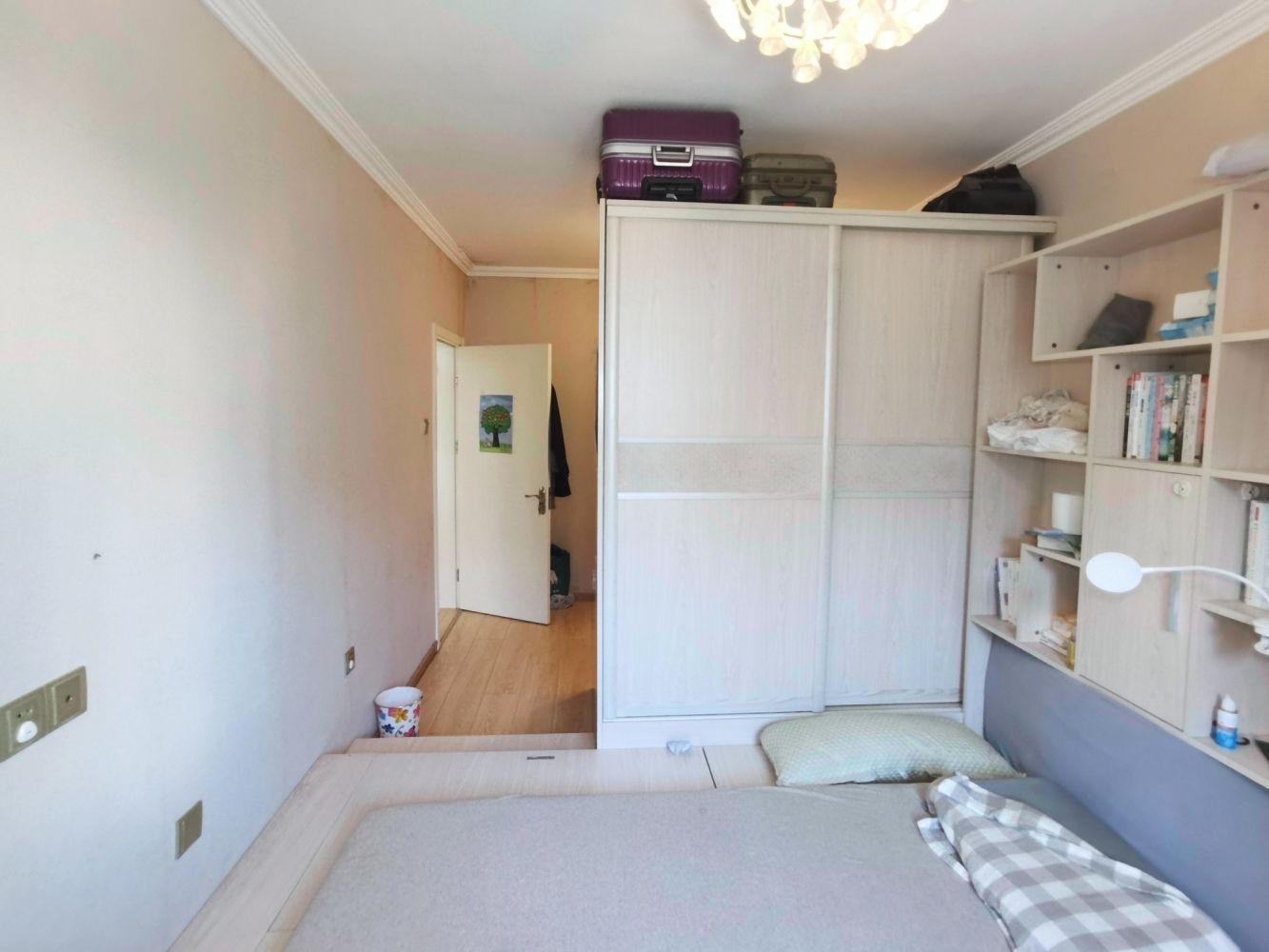 北京鸿博家园六区二手房房源图片