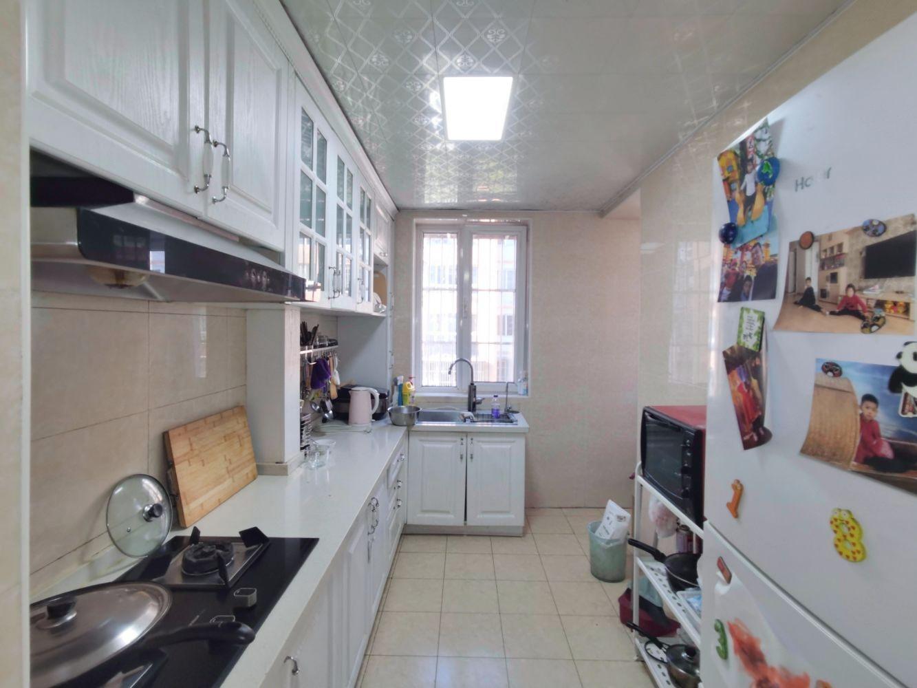 北京鸿博家园六区二手房房源图片