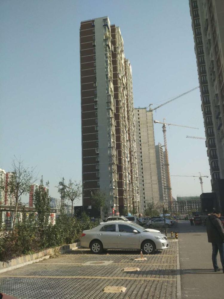 北京鸿博家园(二期B区)二手房房源图片