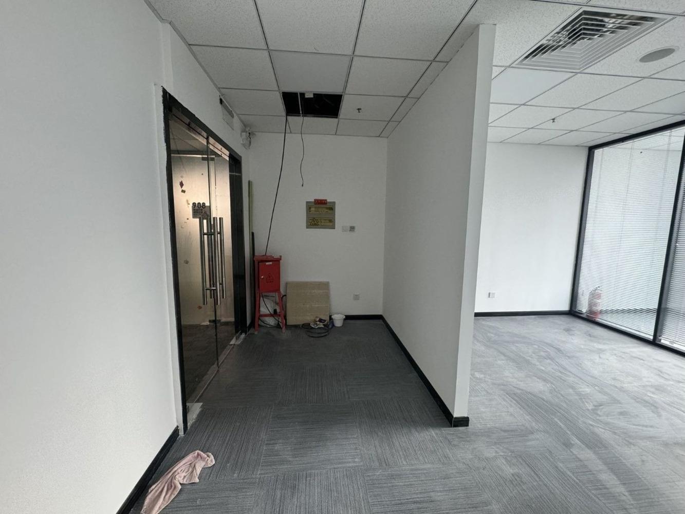 北京新中关大厦二手房房源图片