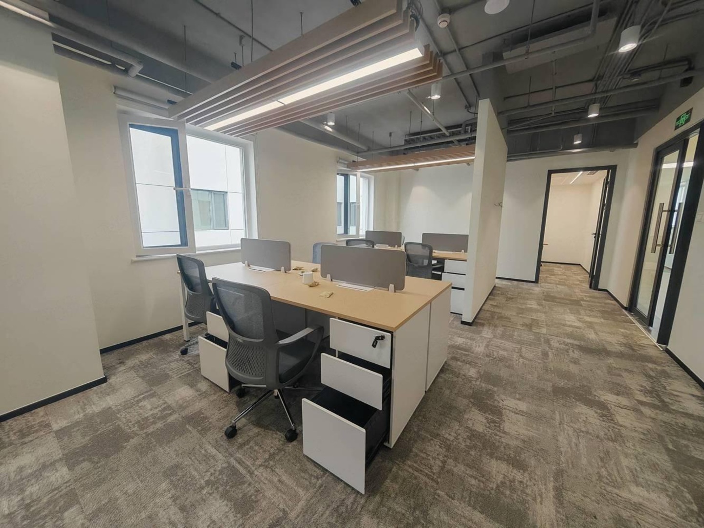 北京华胜大厦二手房房源图片