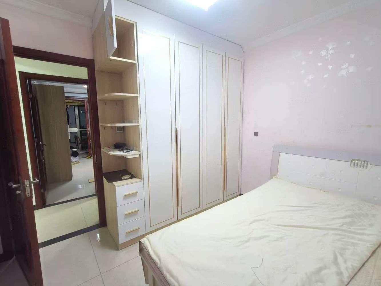 北京鸿博家园(二期F区)二手房房源图片