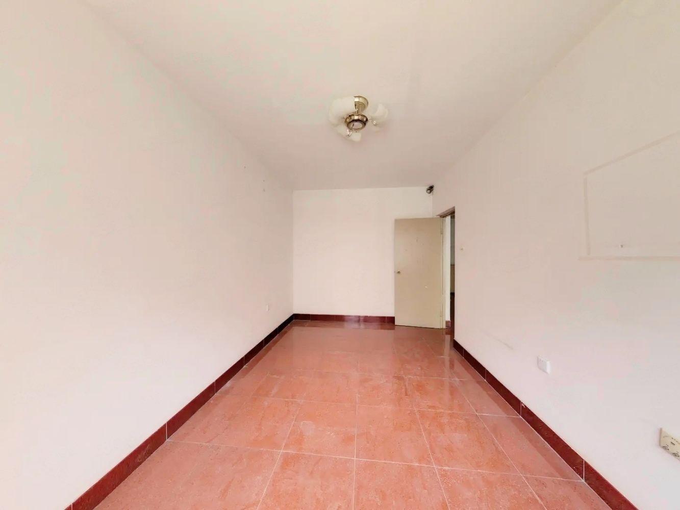 北京鸿博家园六区二手房房源图片