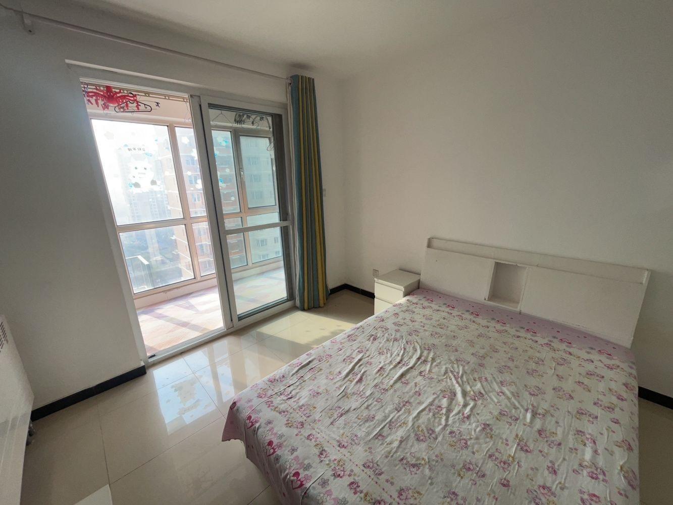 北京鸿博家园(二期D区)二手房房源图片