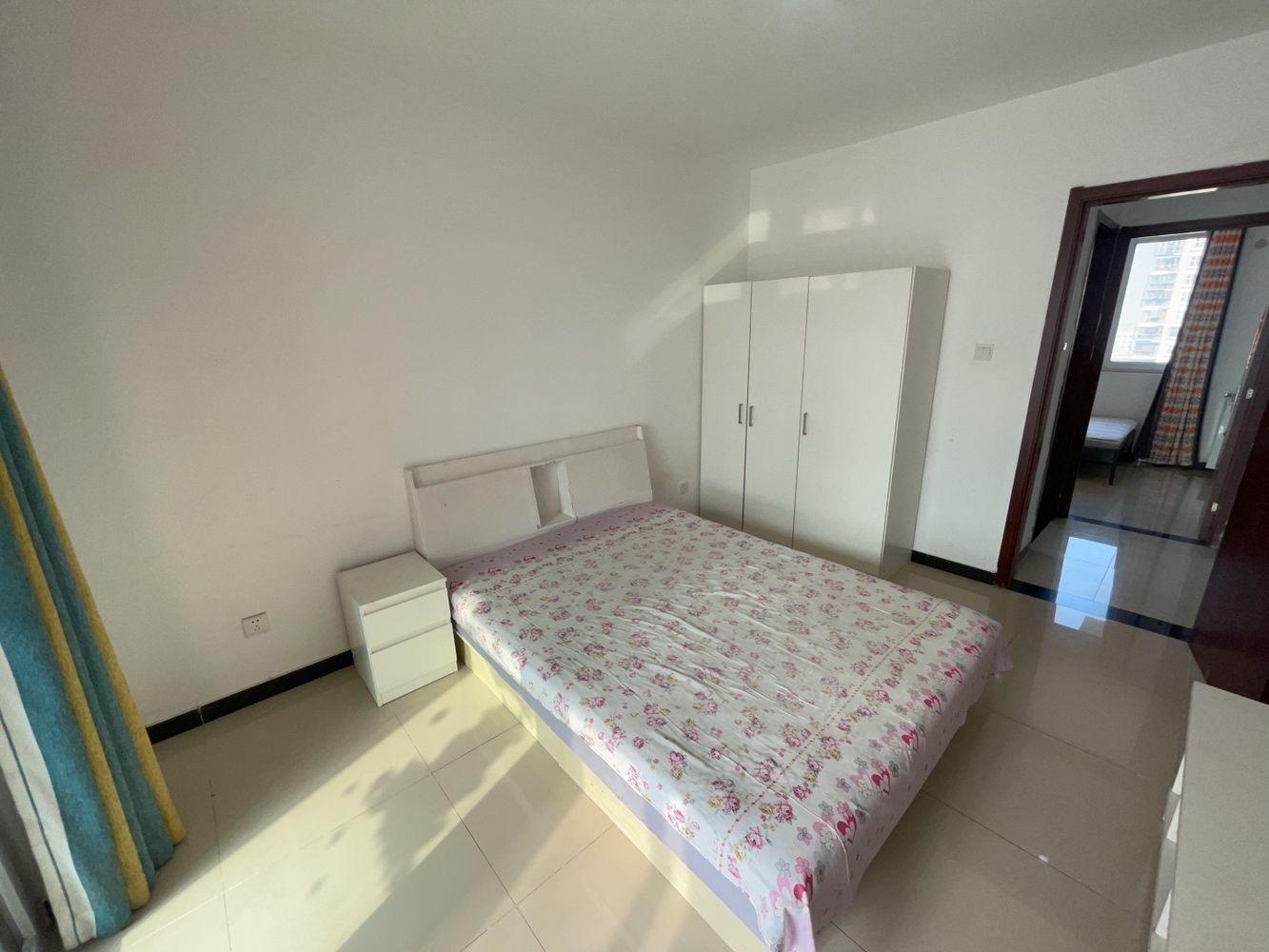 北京鸿博家园(二期D区)二手房房源图片