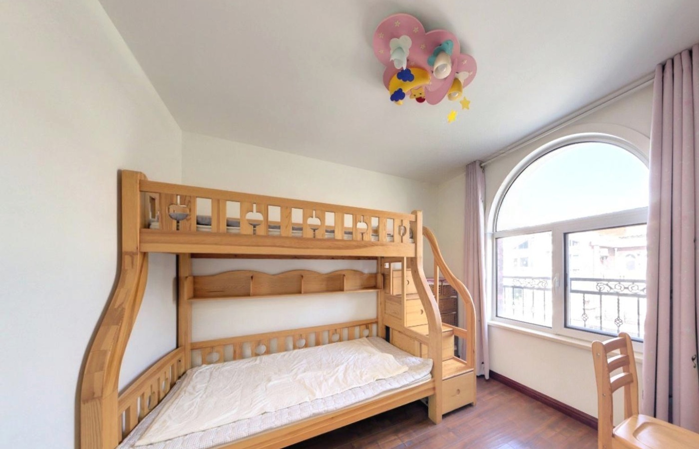 北京恒盛小镇艺墅二手房房源图片