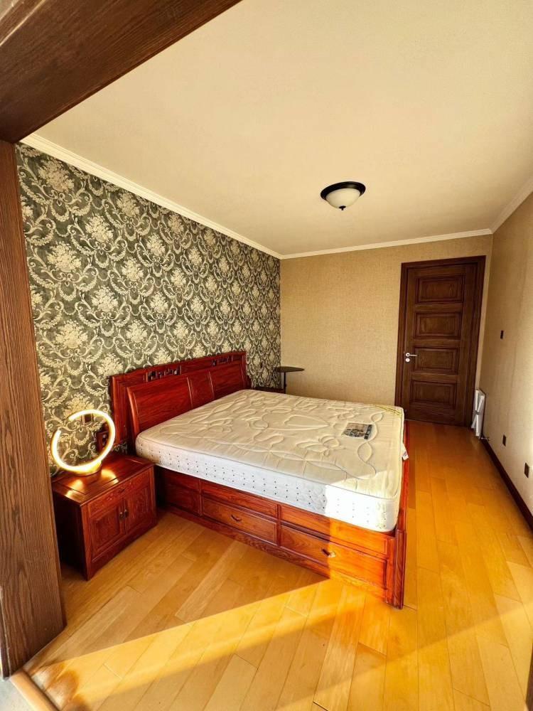 北京鸿博家园(二期B区)二手房房源图片