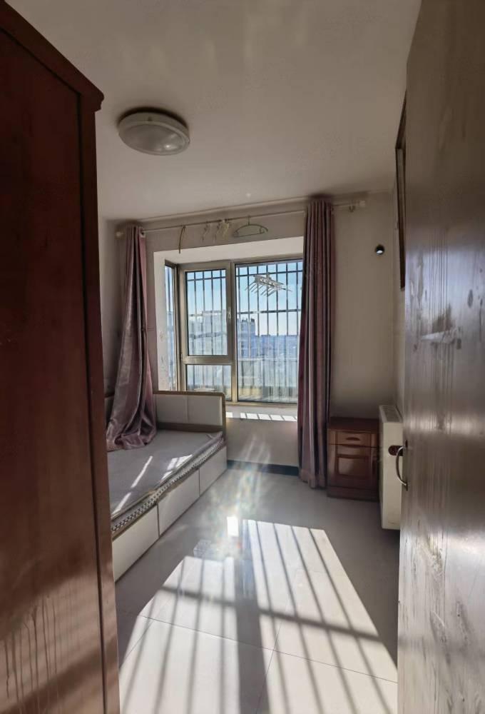 北京鸿博家园(二期B区)二手房房源图片