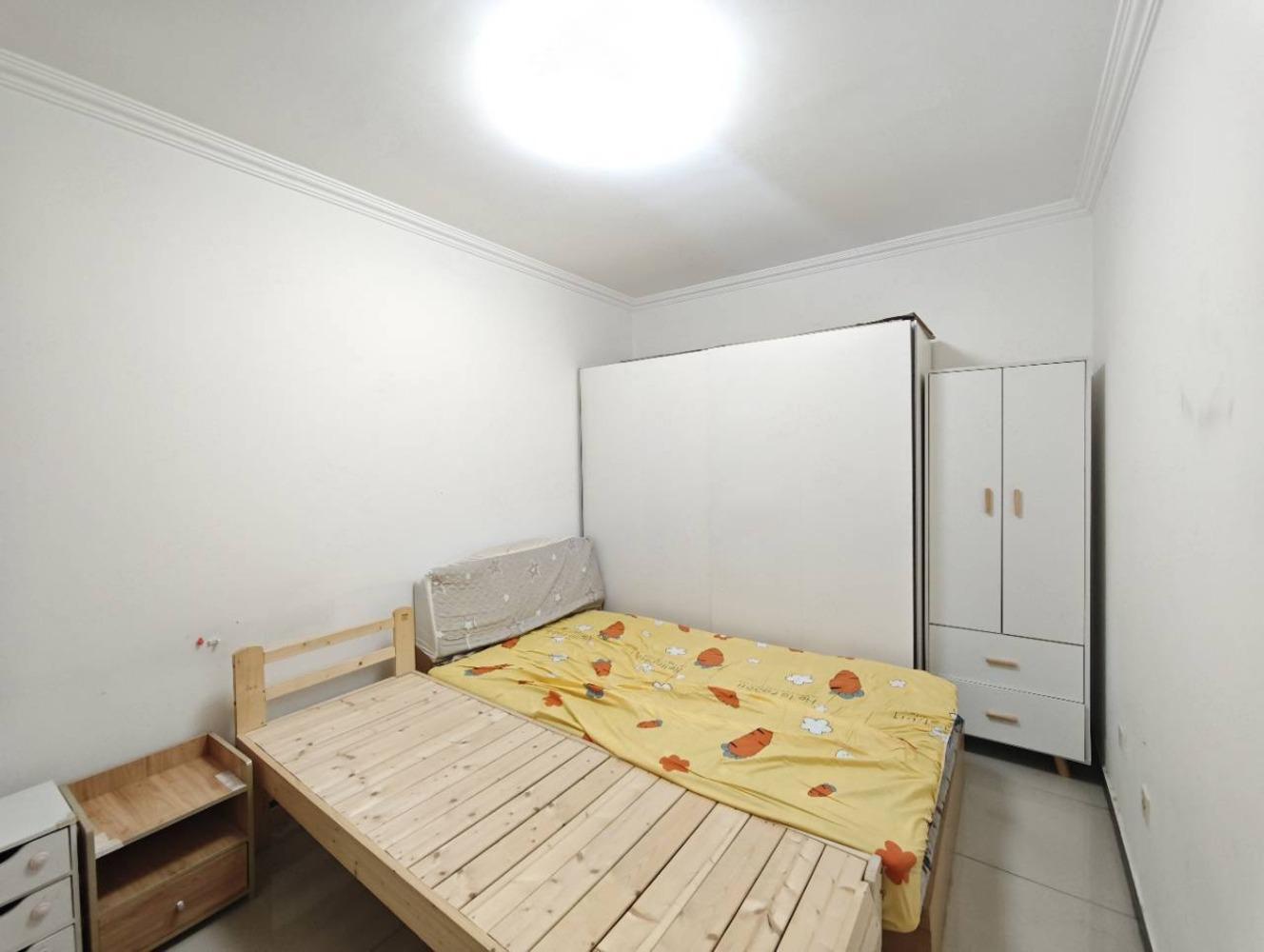 北京鸿博家园(二期C区)二手房房源图片