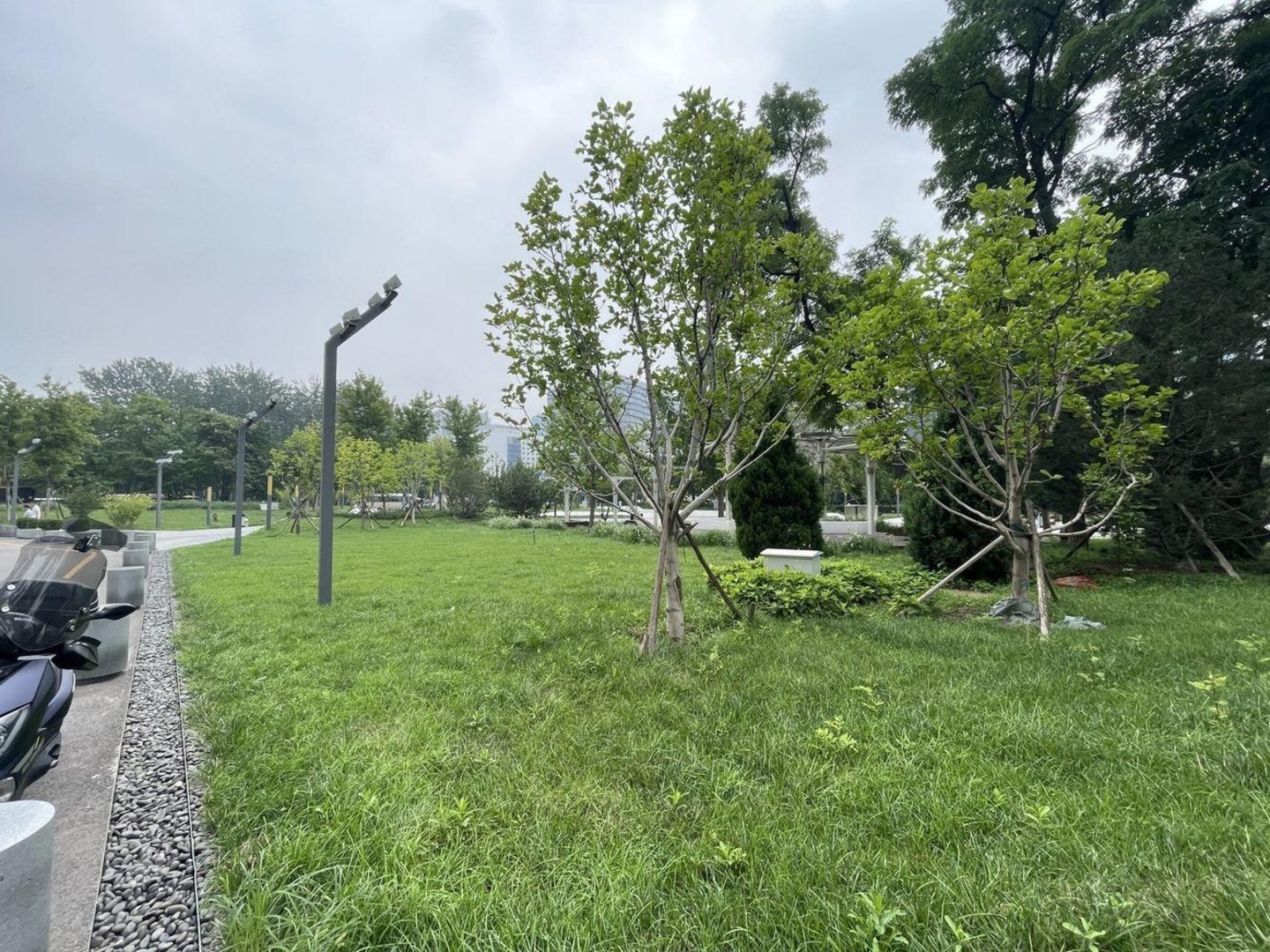 北京海淀新技术大厦二手房房源图片