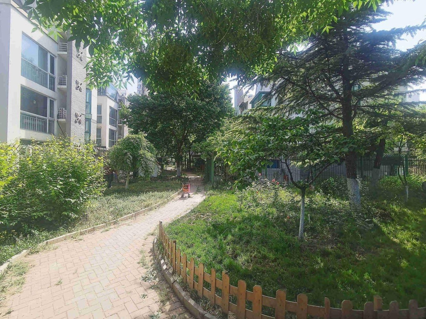 北京恋日绿岛小区二手房房源图片