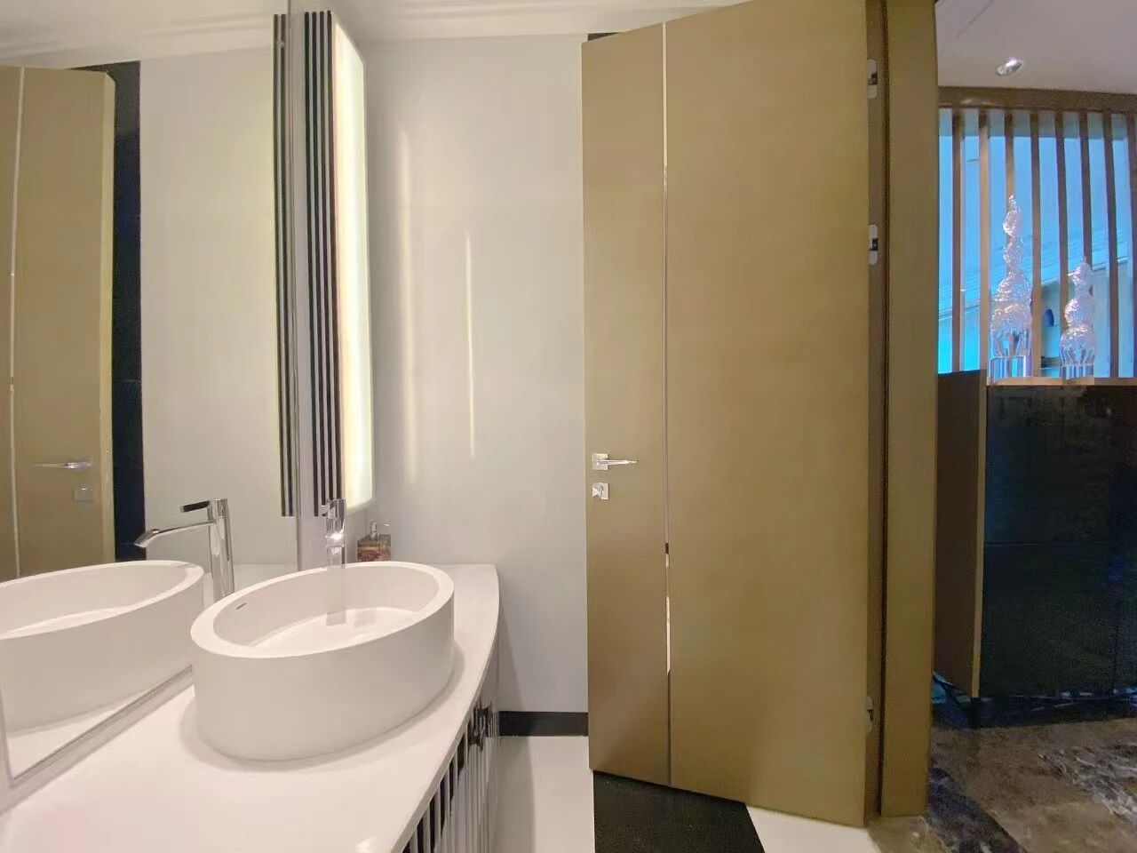 北京三里屯SOHO公寓二手房房源图片