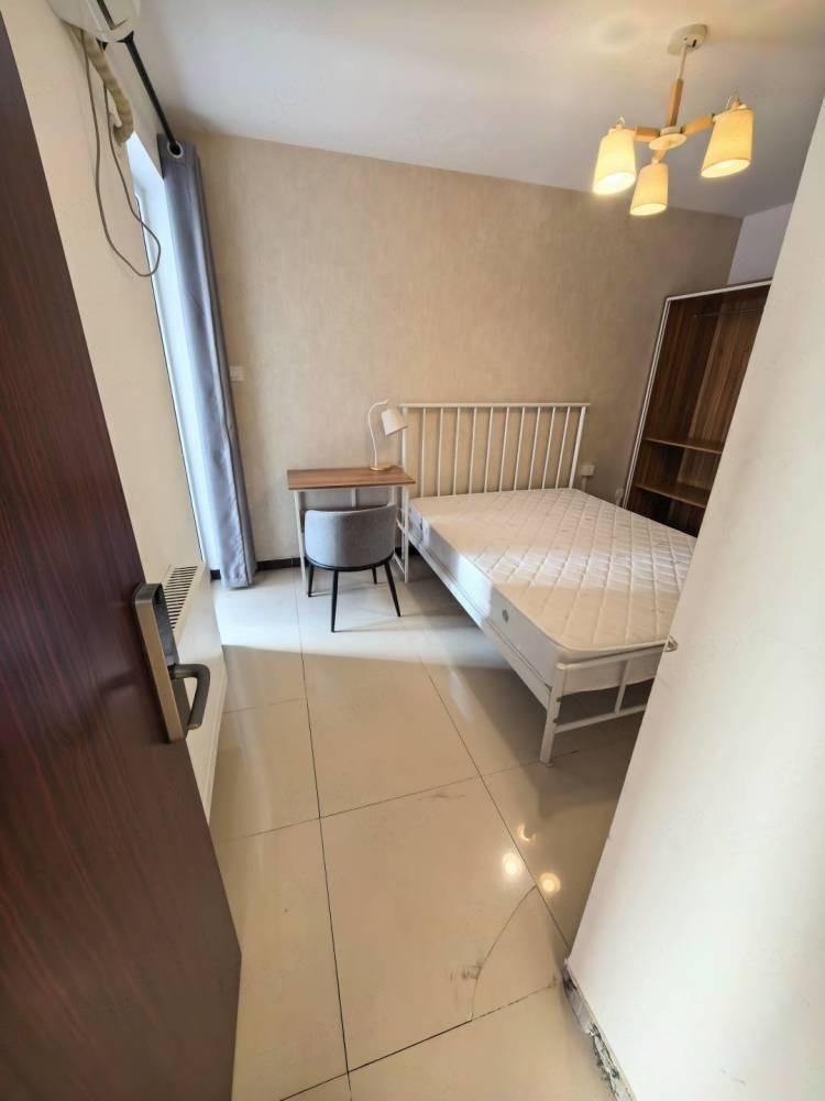 北京鸿博家园(二期F区)二手房房源图片