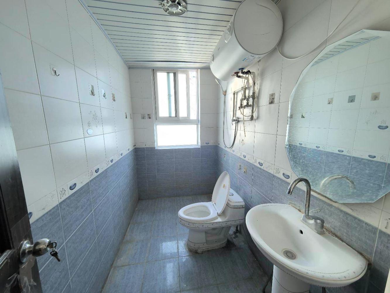 北京蓝天花园二手房房源图片