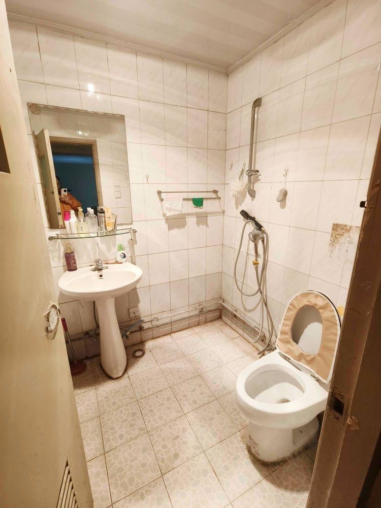 北京鸿博家园六区二手房房源图片