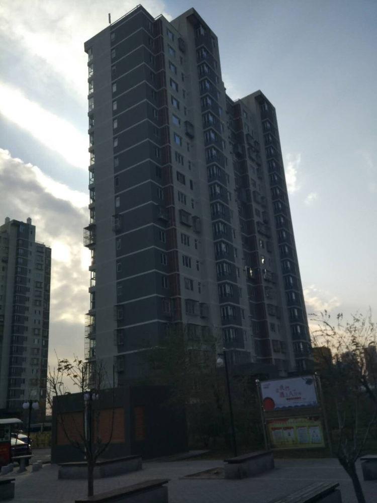 北京鸿博家园(二期C区)二手房房源图片