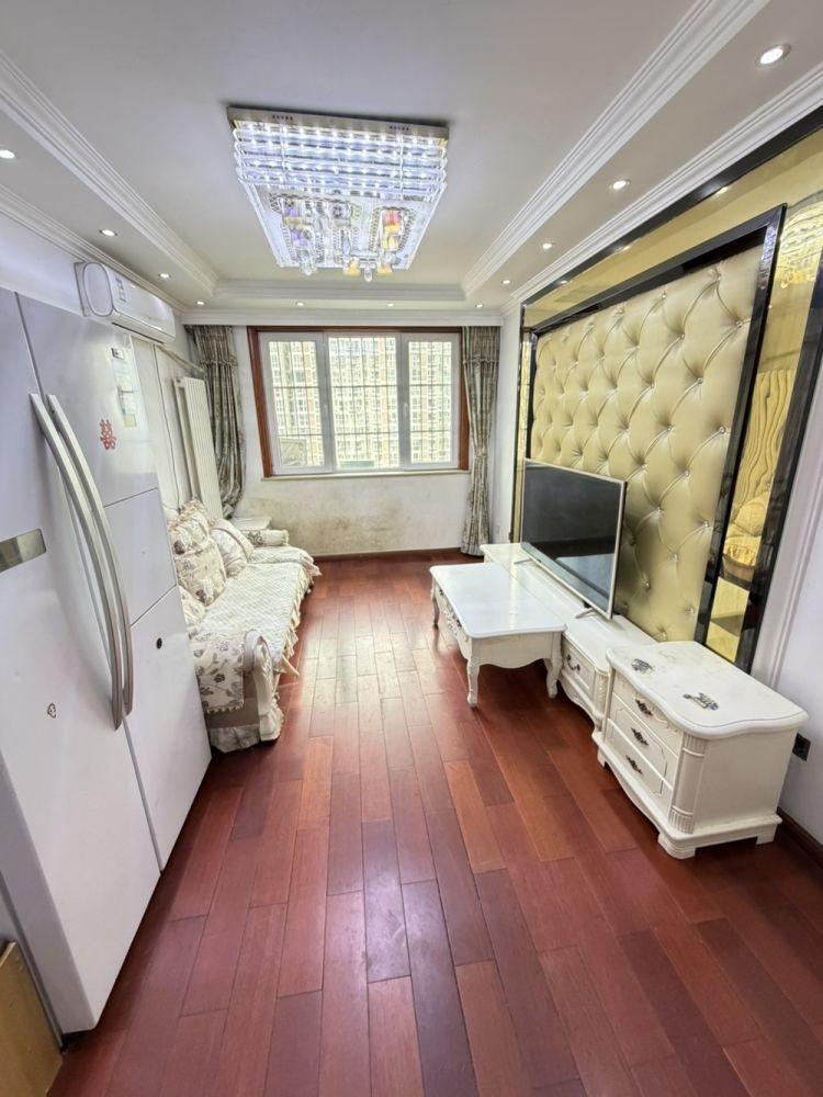 北京鸿博家园(二期C区)二手房房源图片