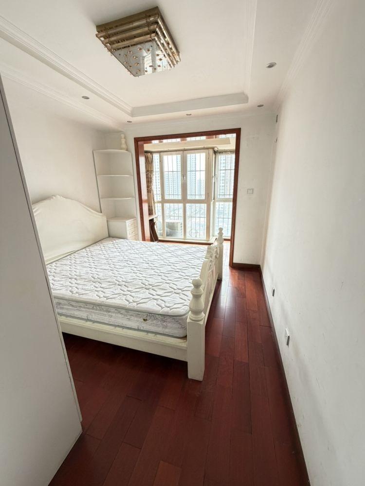 北京鸿博家园(二期C区)二手房房源图片