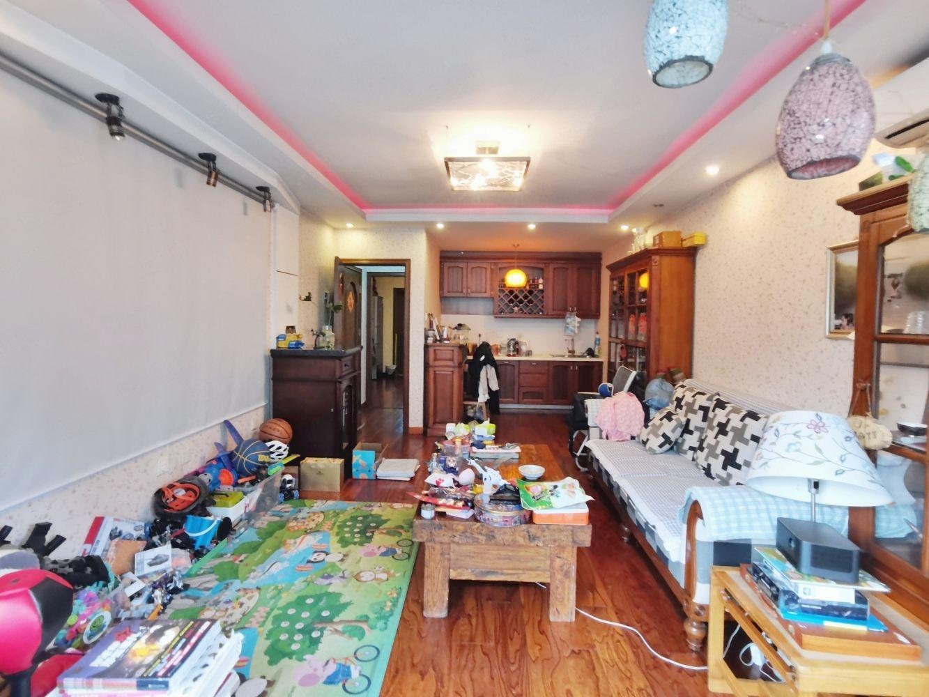 北京鸿博家园六区二手房房源图片