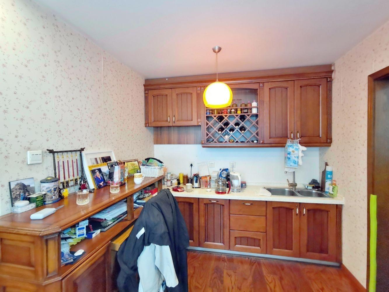 北京鸿博家园六区二手房房源图片