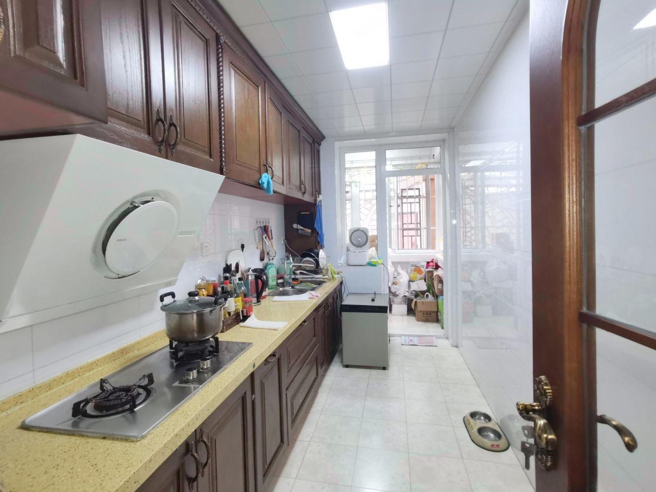 北京鸿博家园六区二手房房源图片