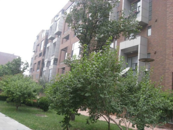 北京果岭里CLASS图片