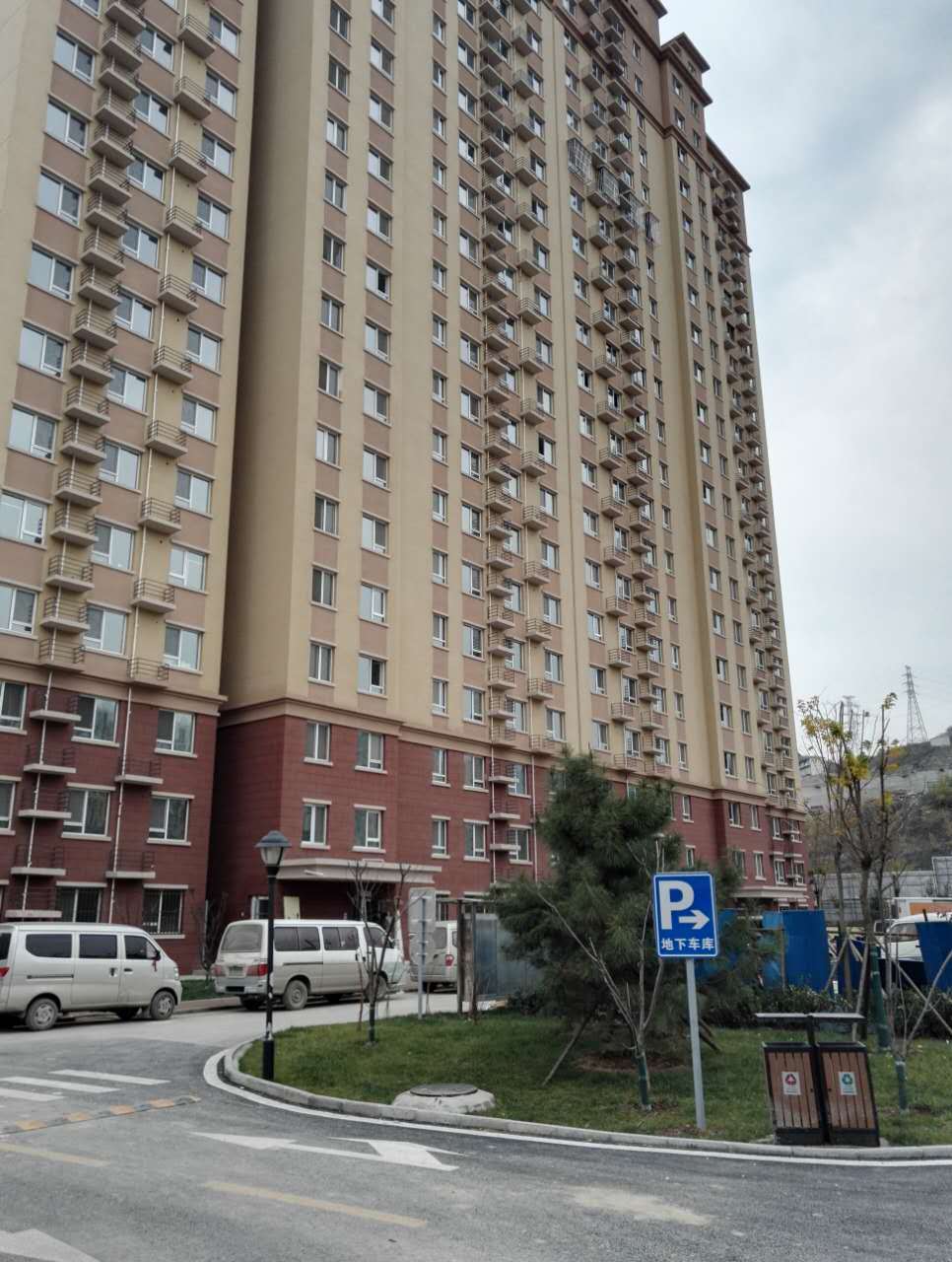 门头沟高家园一号院 2室 南北通透 85平 4500元