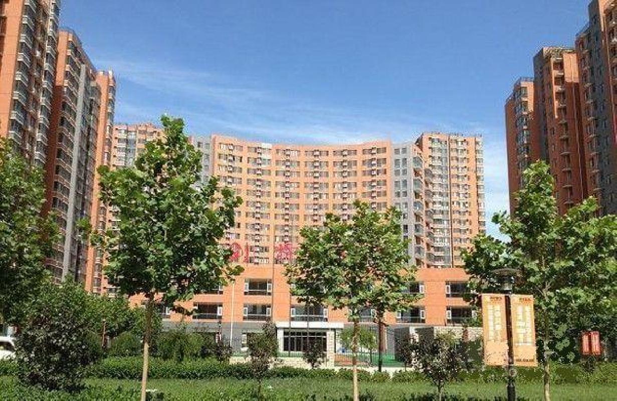 北京国贸大望路燕郊镇燕顺路上上城三季四居室160平复式花园2019-07