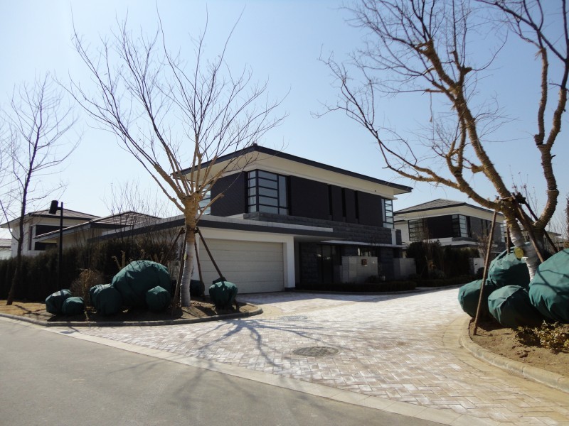 顺义潮白河 御墅南区 毛坯独栋 南花园 园区中心地