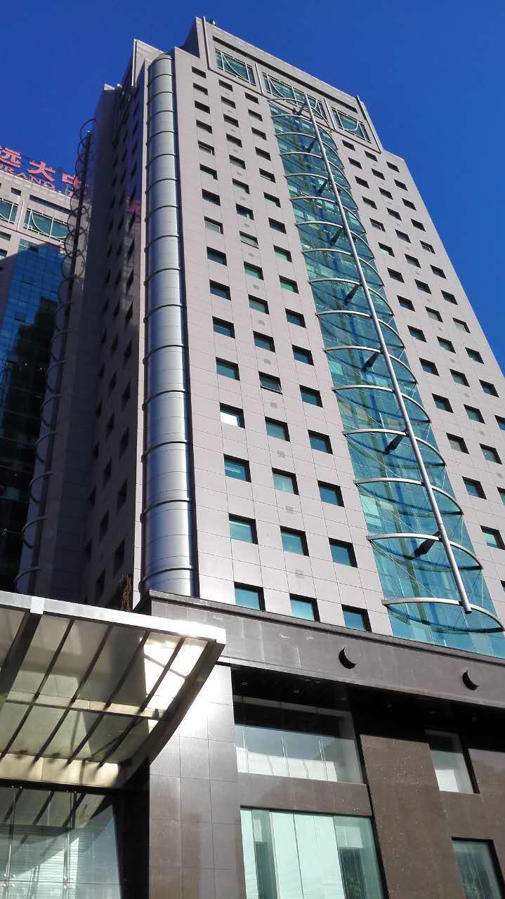 远大中心写字楼,超便宜的整层出售,近地铁,各付各税