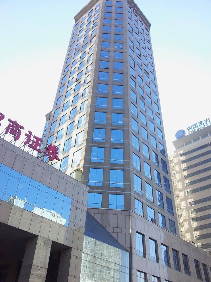 国贸桥高档写字楼京汇大厦910㎡精装临济地铁急租中看房随时