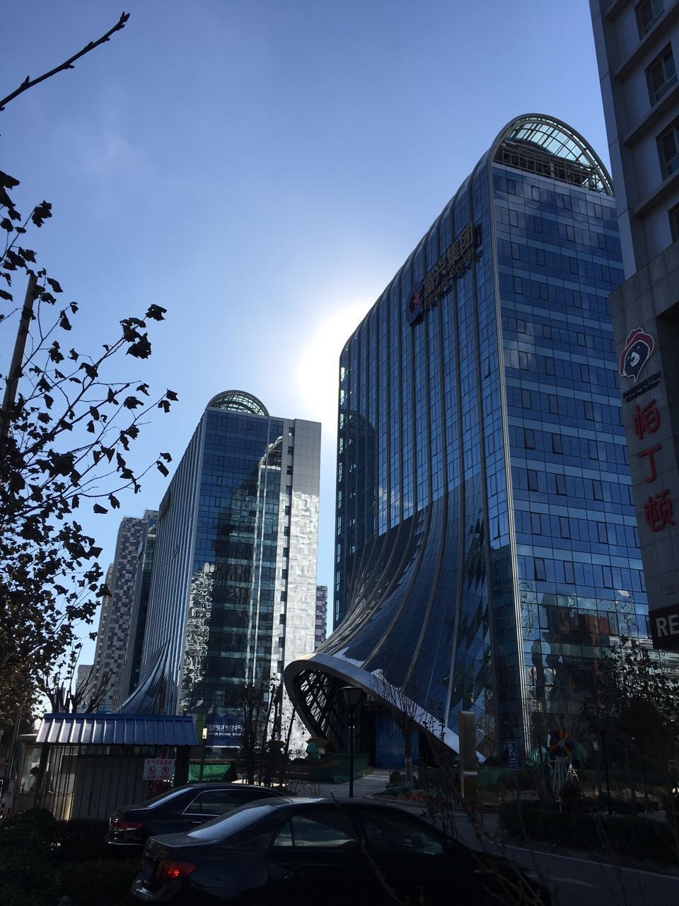 亦庄地铁20米,现房写字楼 200-1350㎡ 随